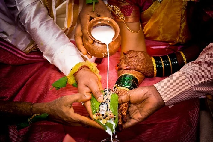 hindu couple marriage in uae
